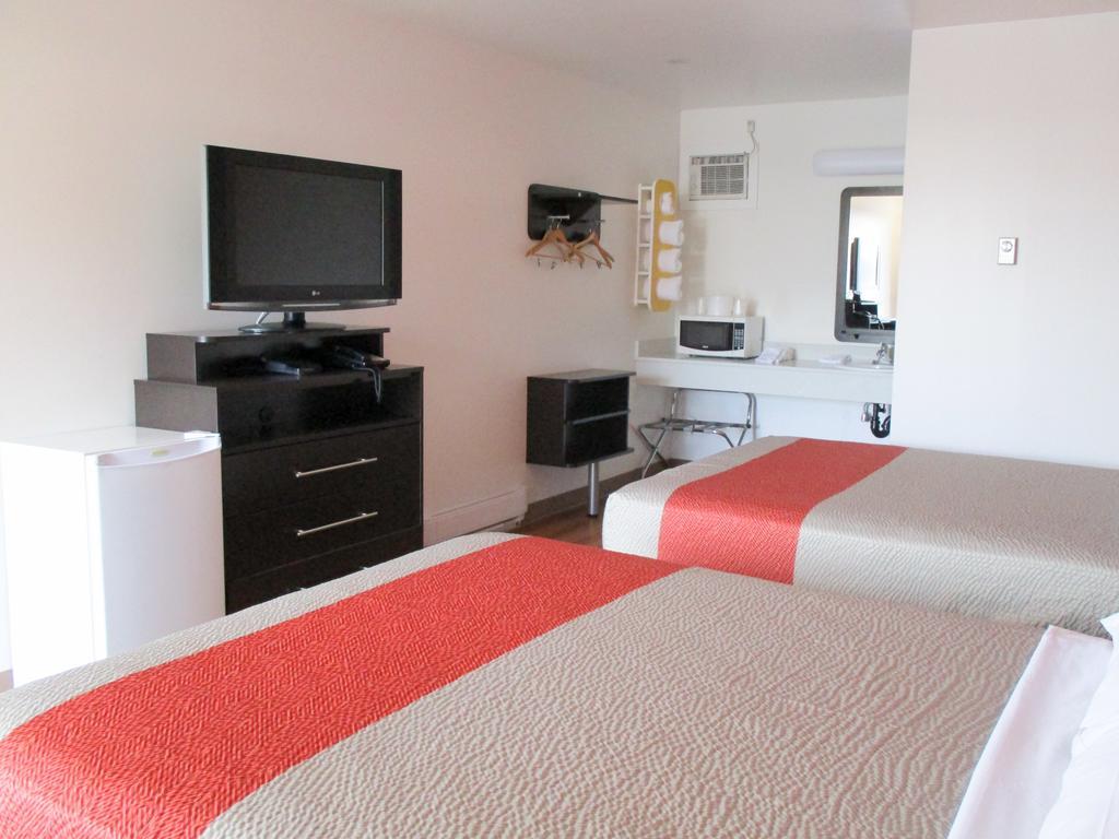 Hotel 6-kamloops, Bc Kamloops